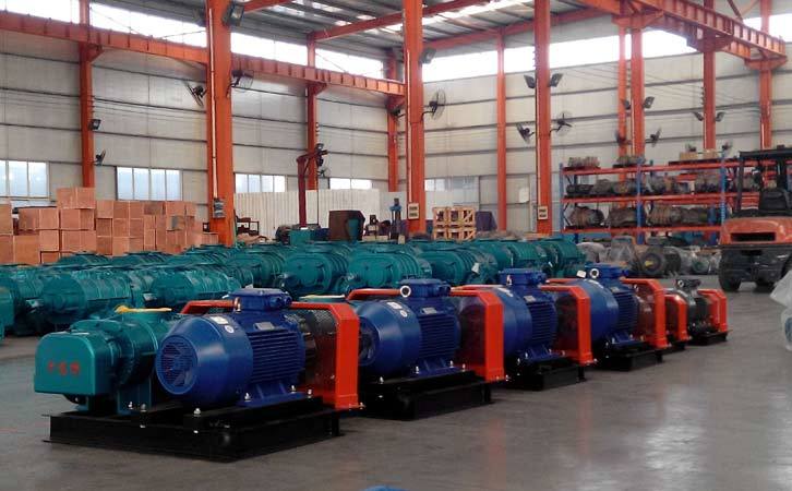 章丘豐源機(jī)械有限公司三葉羅茨風(fēng)機(jī)現(xiàn)場實(shí)拍圖 章丘豐源機(jī)械有限公司三葉羅茨風(fēng)機(jī)現(xiàn)場實(shí)拍圖