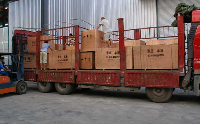 豐源風機裝車中 豐源風機裝車中