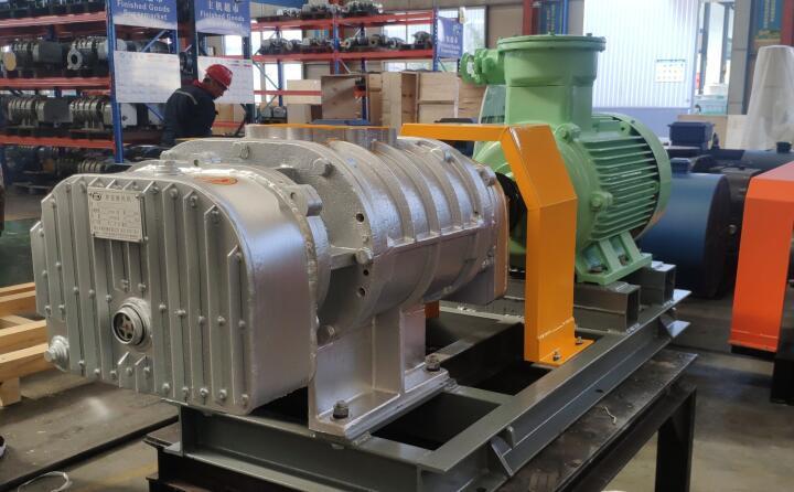 三葉羅茨鼓風機.jpg 三葉羅茨鼓風機